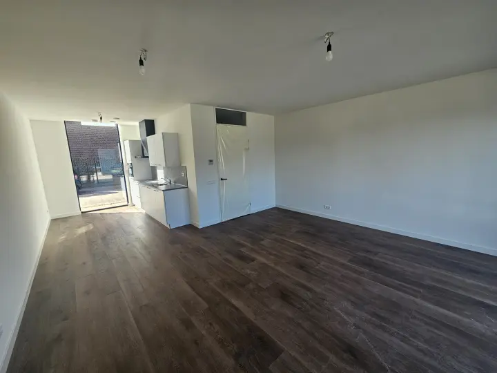 Nieuwbouw schuurwoning met 3 starterswoningen Schimmert